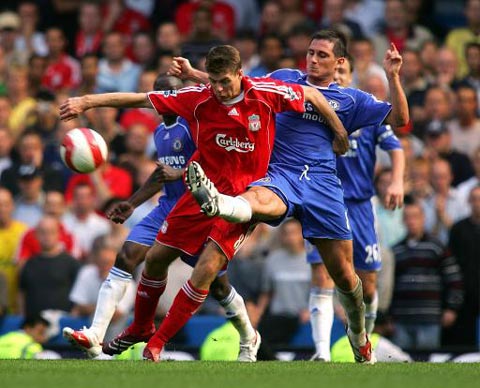 并通过提供 并通过提供